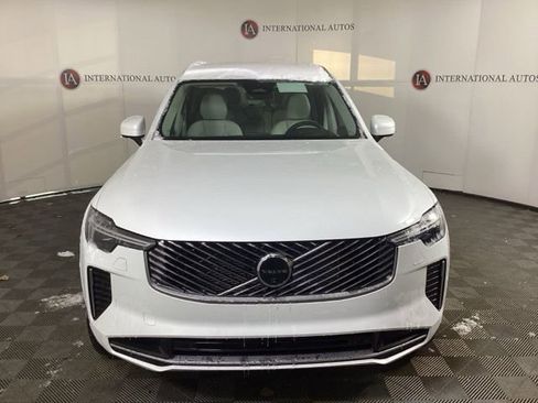 New 2026 Volvo XC90 T8 Ultra w/ Protection Package Premier image 2