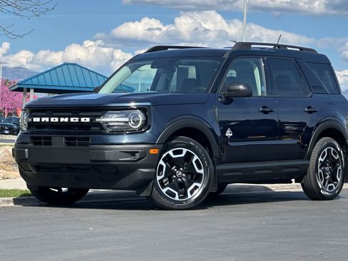 Certified 2021 Ford Bronco Sport Outer Banks image 1