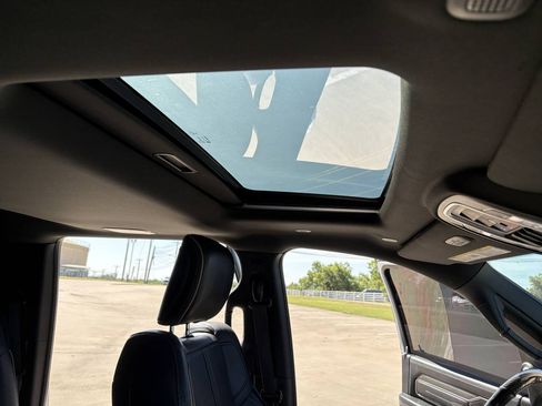 Used 2019 RAM 2500 Limited AWD/4WD image 18