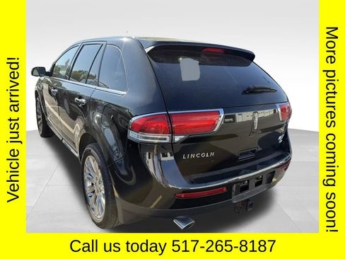 Used 2013 Lincoln MKX AWD image 3