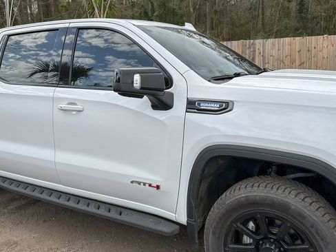 Used 2021 GMC Sierra 1500 AT4 w/ AT4 Premium Package image 15