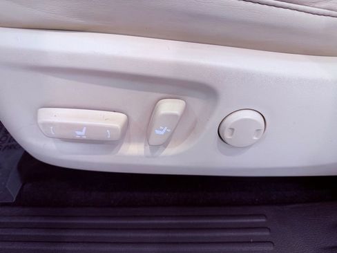 Used 2022 Lexus GX 460 Luxury w/ Sport Design Package image 21