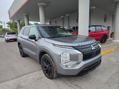 Used 2022 Mitsubishi Outlander SEL Black Edition image 1