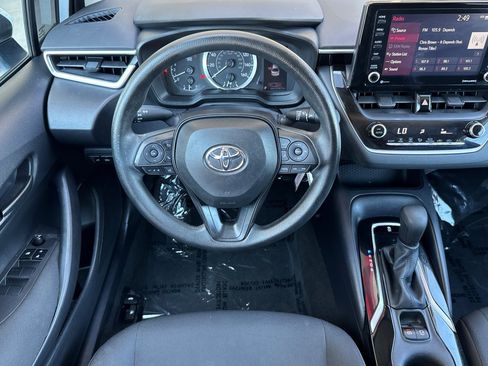 Used 2022 Toyota Corolla LE image 13