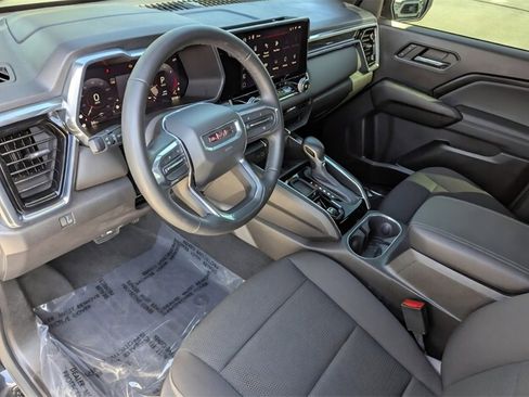 Used 2024 GMC Canyon Elevation w/ Convenience Package image 32