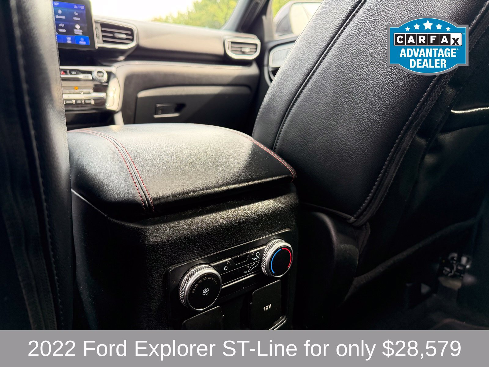 Used 2022 Ford Explorer ST-Line w/ Class IV Trailer Tow Package AWD/4WD image 14