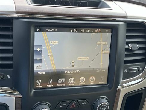 Used 2016 RAM 3500 Laramie w/ Convenience Group image 36