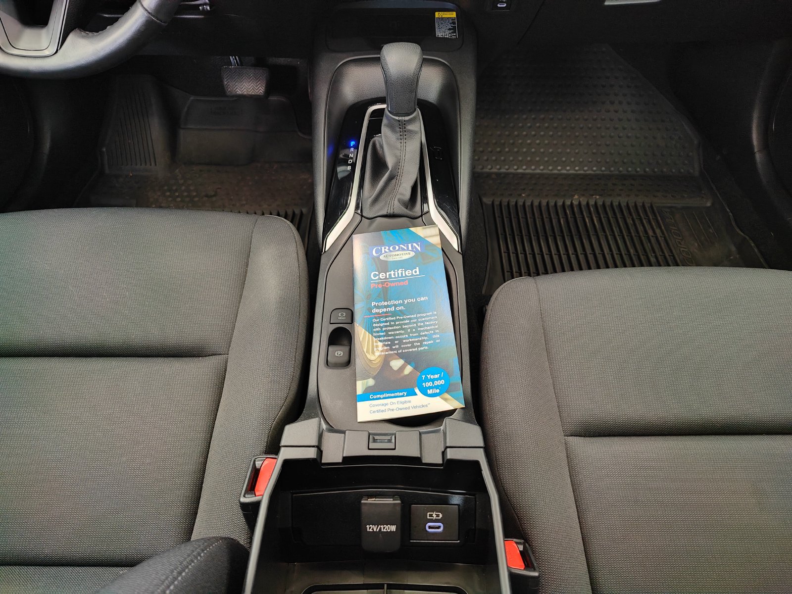 Used 2024 Toyota Corolla LE w/ LE Premium Package FWD image 24
