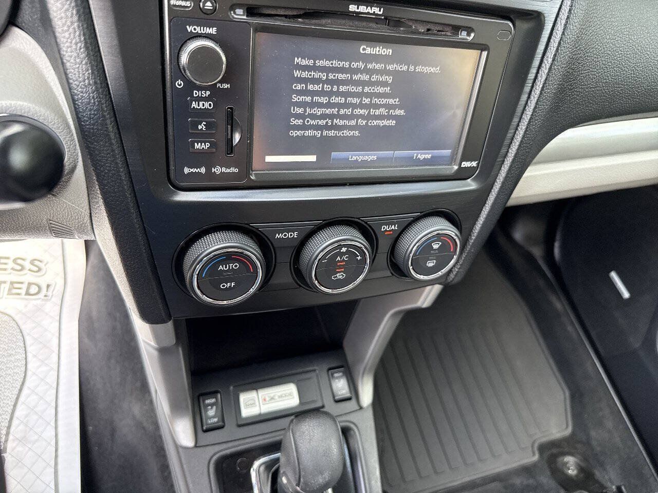 Used 2015 Subaru Forester 2.5i Touring w/ Eyesight & Navigation System AWD/4WD image 12