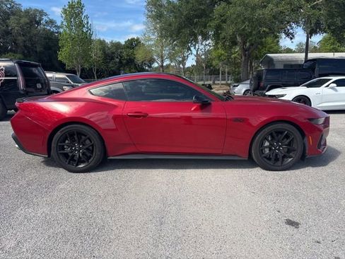 Used 2024 Ford Mustang GT Premium image 4