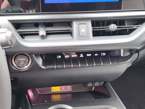 New 2026 Lexus UX 300h FWD image 11