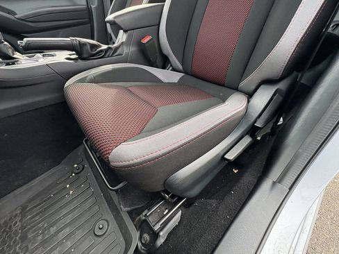 Used 2022 Subaru Impreza 2.0i Sport image 33