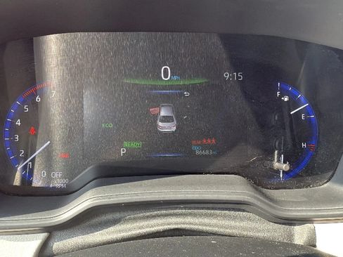 Used 2022 Toyota Corolla LE FWD image 34