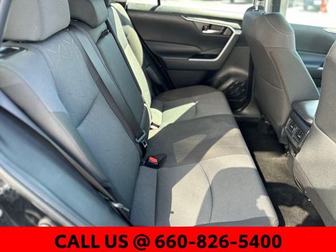 Used 2025 Toyota RAV4 XLE image 6