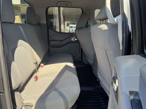 Used 2019 Nissan Frontier SV w/ Value Truck Package AWD/4WD image 26