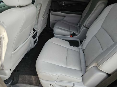 Used 2019 Honda Pilot Elite image 30