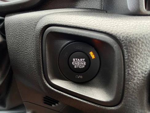 Used 2026 Jeep Wrangler Sport AWD/4WD image 31