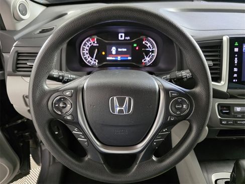 Used 2016 Honda Pilot EX image 20