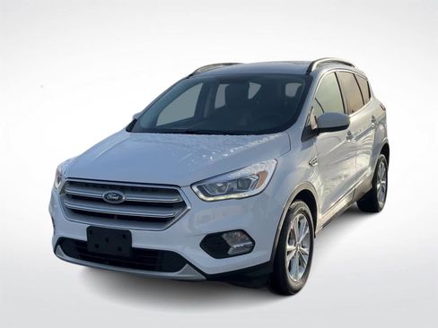 Used 2019 Ford Escape SEL image 4