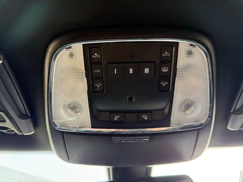 Used 2021 Chrysler 300 S w/ S Model Appearance Package image 17