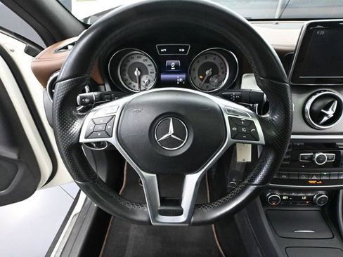 Used 2015 Mercedes-Benz GLA 250 GLA 250 image 24