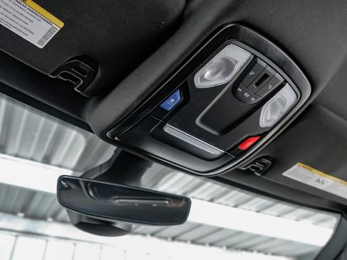 Used 2024 RAM 2500 Big Horn AWD/4WD image 22