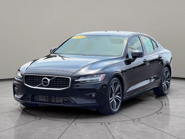 Used 2019 Volvo S60 T6 R-Design AWD/4WD image 2