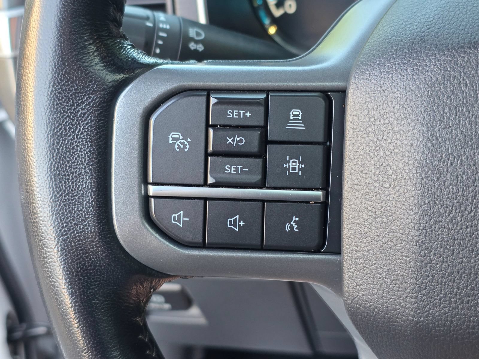 Used 2022 Ford F150 XLT w/ Equipment Group 302A High AWD/4WD image 22