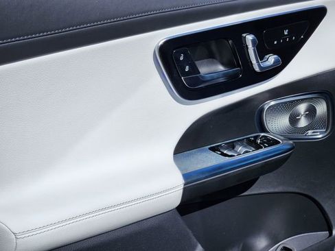 New 2026 Mercedes-Benz GLC 300 4MATIC image 10