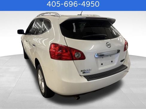 Used 2015 Nissan Rogue S w/ Convenience Package FWD image 4