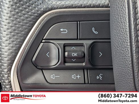 Certified 2025 Toyota Tacoma Limited AWD/4WD image 19