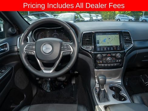 Used 2019 Jeep Grand Cherokee Altitude AWD/4WD image 7