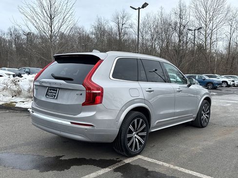 Used 2024 Volvo XC90 B5 Plus w/ Protection Package Premier image 4