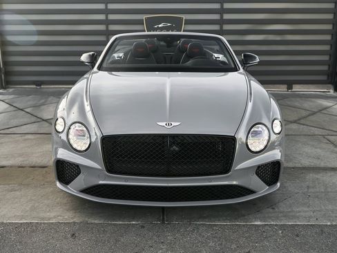 Used 2024 Bentley Continental GT S image 8