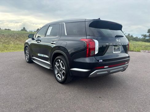 Used 2024 Hyundai Palisade Limited FWD image 8