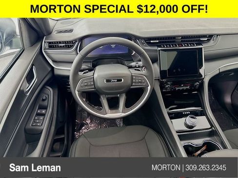 New 2025 Jeep Grand Cherokee Laredo X image 21