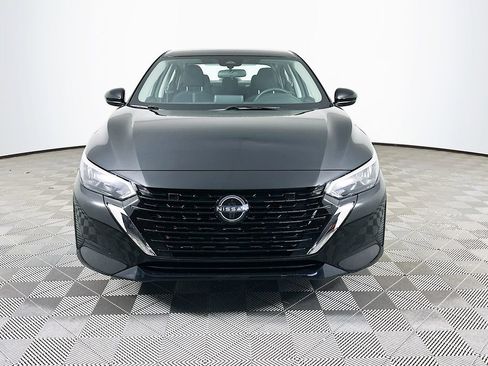 Certified 2025 Nissan Sentra SV w/ Trunk Package FWD image 4