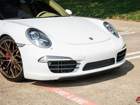 Used 2012 Porsche 911 Carrera S image 22