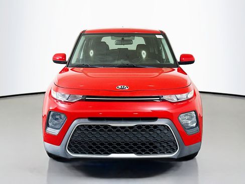 Used 2020 Kia Soul LX image 2