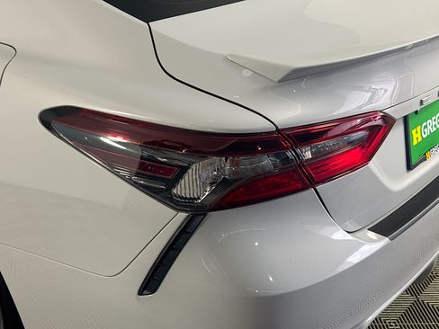 Used 2024 Toyota Camry SE w/ Convenience Package FWD image 36