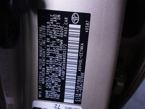 Used 2010 Toyota Camry LE FWD image 29