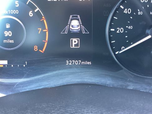 Used 2022 Nissan Kicks SV image 3