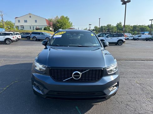 Used 2022 Volvo XC40 T5 R-Design w/ Climate Package AWD/4WD image 24