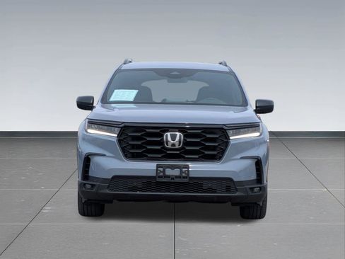 Used 2023 Honda Pilot Sport image 8
