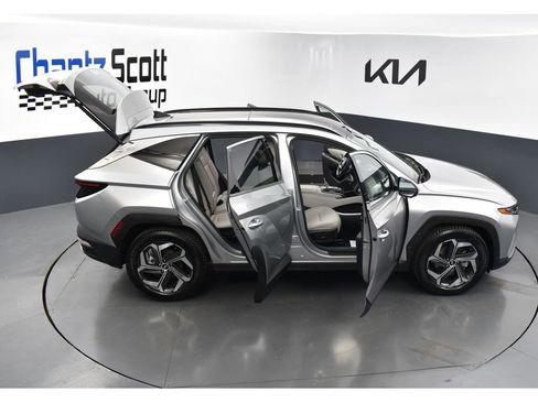 Used 2022 Hyundai Tucson Limited image 32