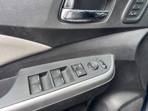 Used 2016 Honda CR-V Touring image 16