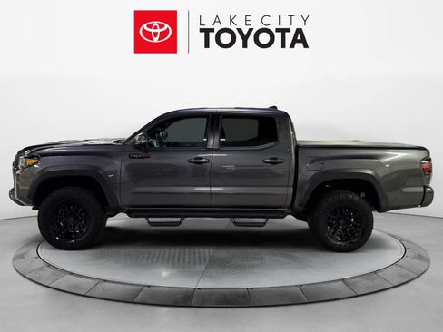 Used 2020 Toyota Tacoma TRD Pro image 2