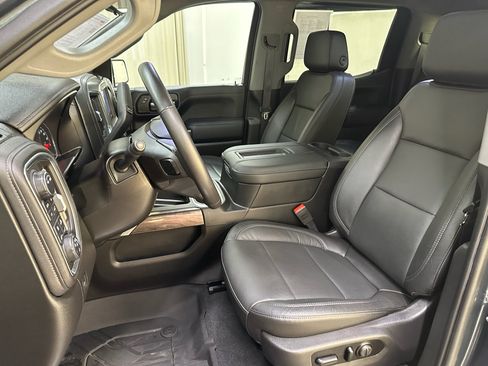 Used 2020 Chevrolet Silverado 1500 LTZ w/ LTZ Plus Package image 29