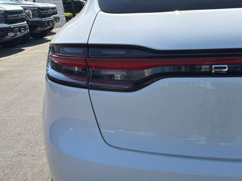 Used 2023 Porsche Macan S AWD/4WD image 14