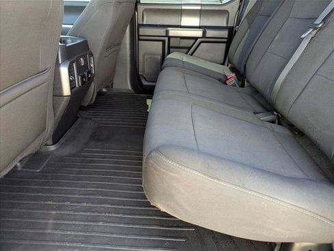 Used 2018 Ford F150 XLT w/ Equipment Group 302A Luxury AWD/4WD image 18